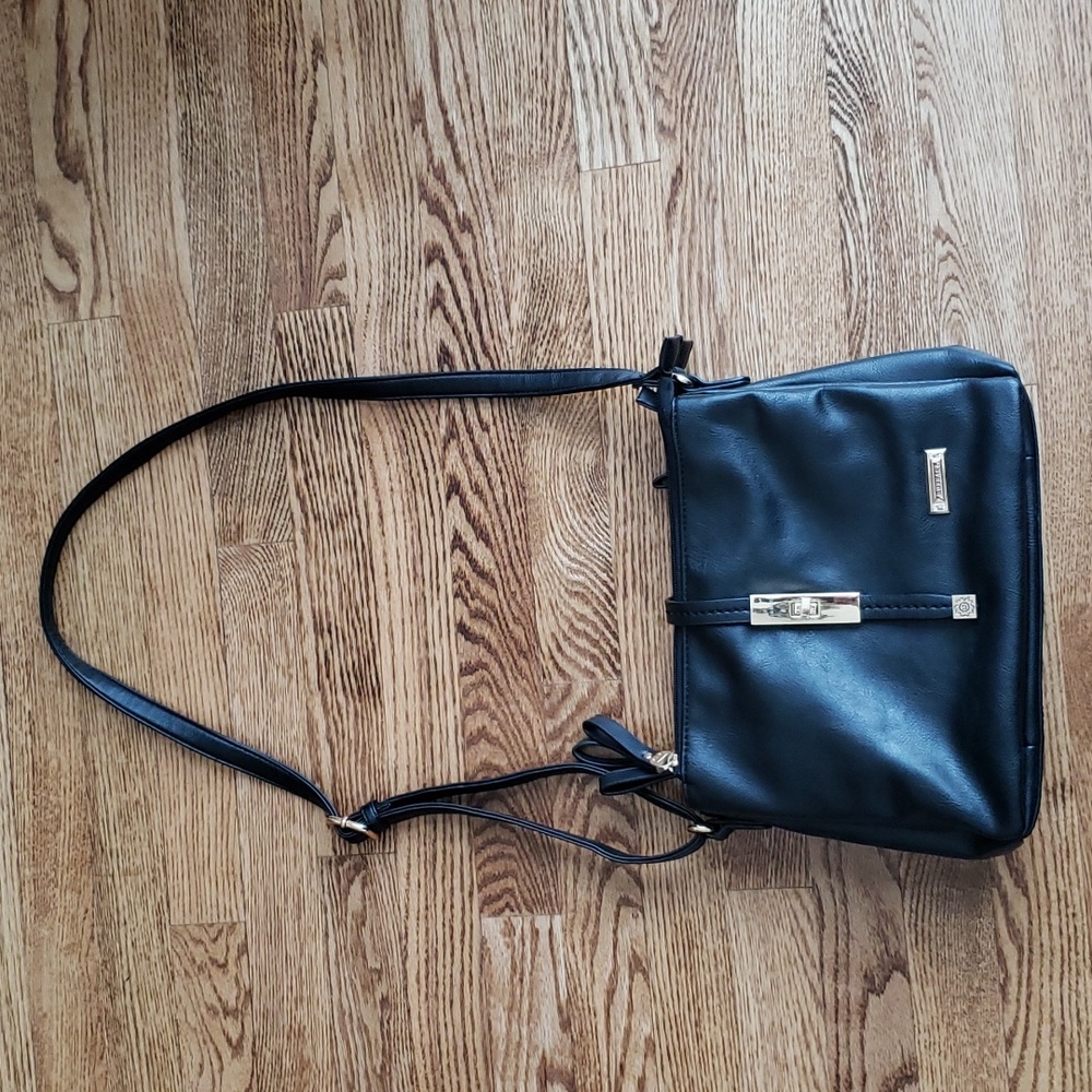 GUSSACI Luxury Crossbody or Shoulder Bag Multi Compartment Travel Classic